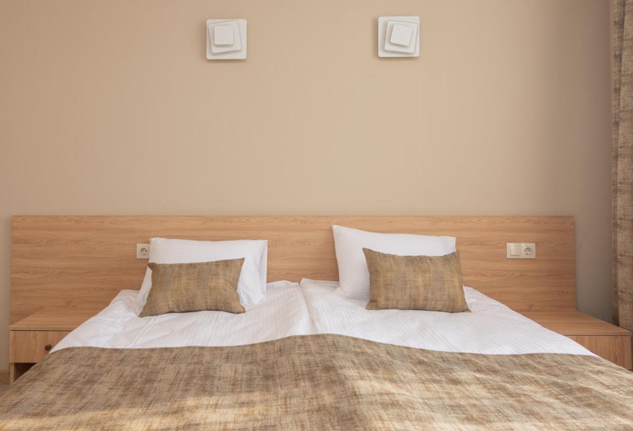 Alexandria Hotel Saguramo